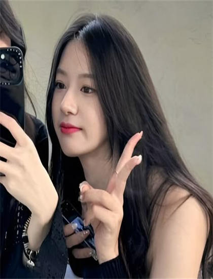 闪婚后成了隐藏首富的心尖宠的艺术教科书式的：美学价值与创作技巧探讨